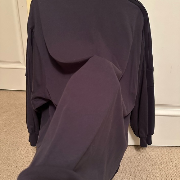 Balenciaga - Sweater - Brand New with Tag - Picture 10 of 12